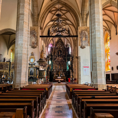 Bol považovaný za jeden z najdokonalejších sieňových kostolov v bývalom Uhorsku.